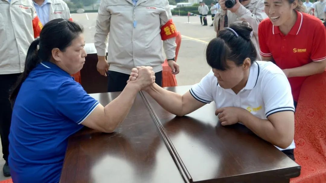 经过各队运动员们的奋力角逐，最10.png